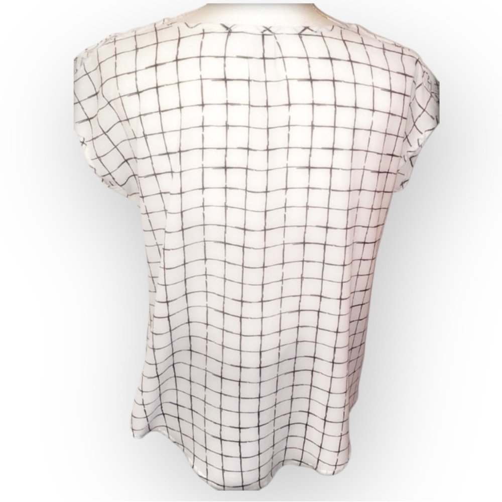 MINE Sleeveless Lightweight Blouse-Black/White-Windowpane Plaid Print SZ M - Picture 2 of 6